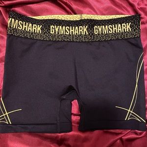 Gymshark Shorts 🦈